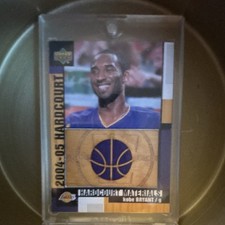 Upper Deck 2004-05 Hardcourt Materials Kobe Bryant Memorabilia NBA Trading Card