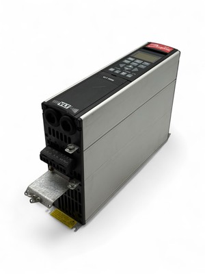 Danfoss VLT5002PT5B20EBR3DLF10A00C0 Frequenzumrichter