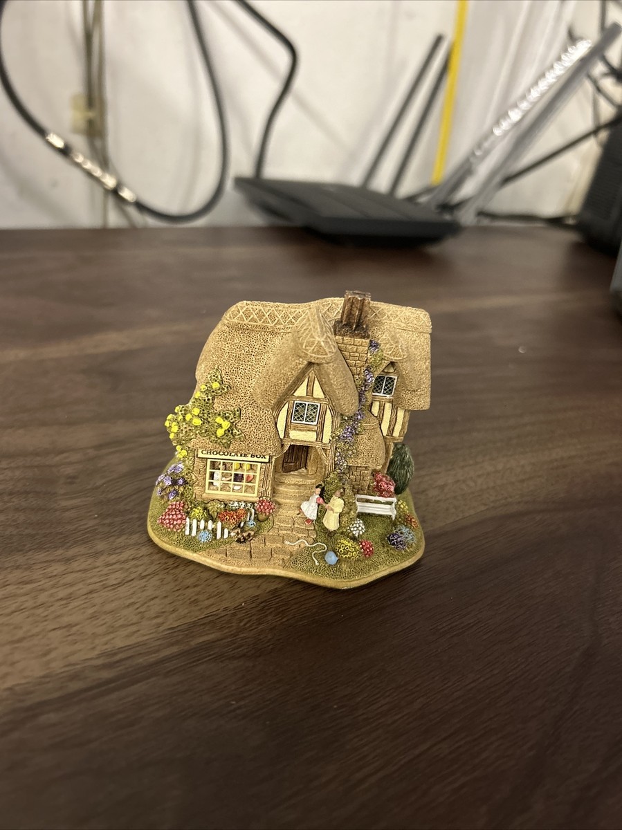 Lilliput Lane The Chocolate Box cottage mini vintage | eBay