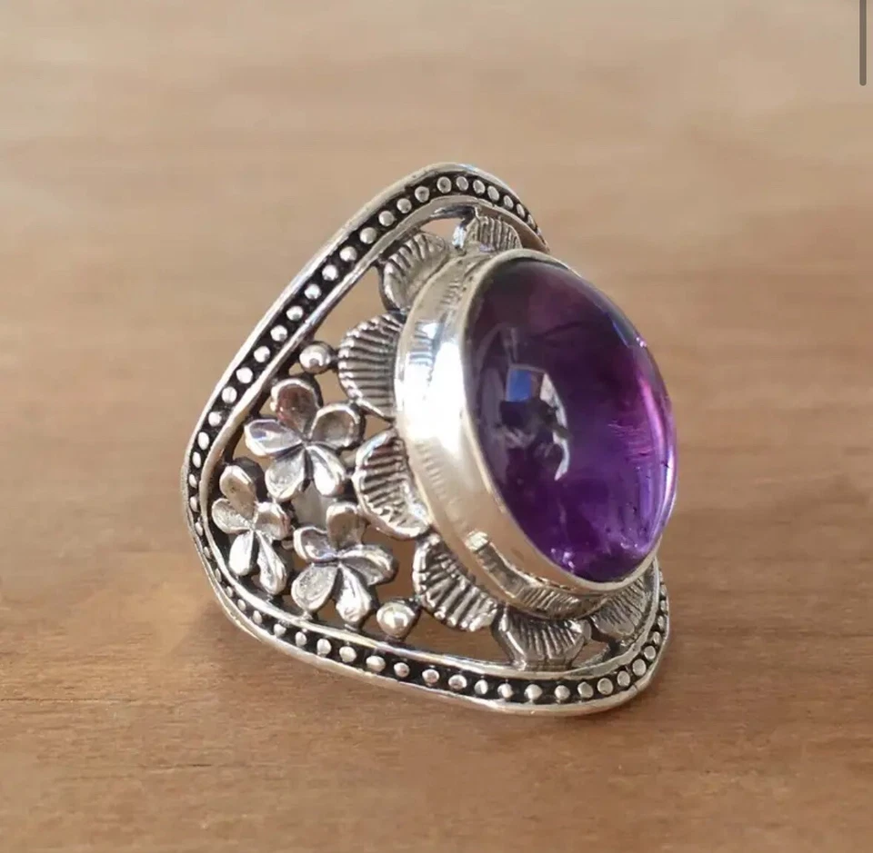 Large Unique Silver Purple Topaz Ring With Flower Accent Size8 ⭐️ - Image 3 of 4