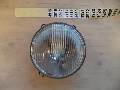 Scheinwerfer VW Audi 191941751P Saturnus H4 Yugoslavia 3915