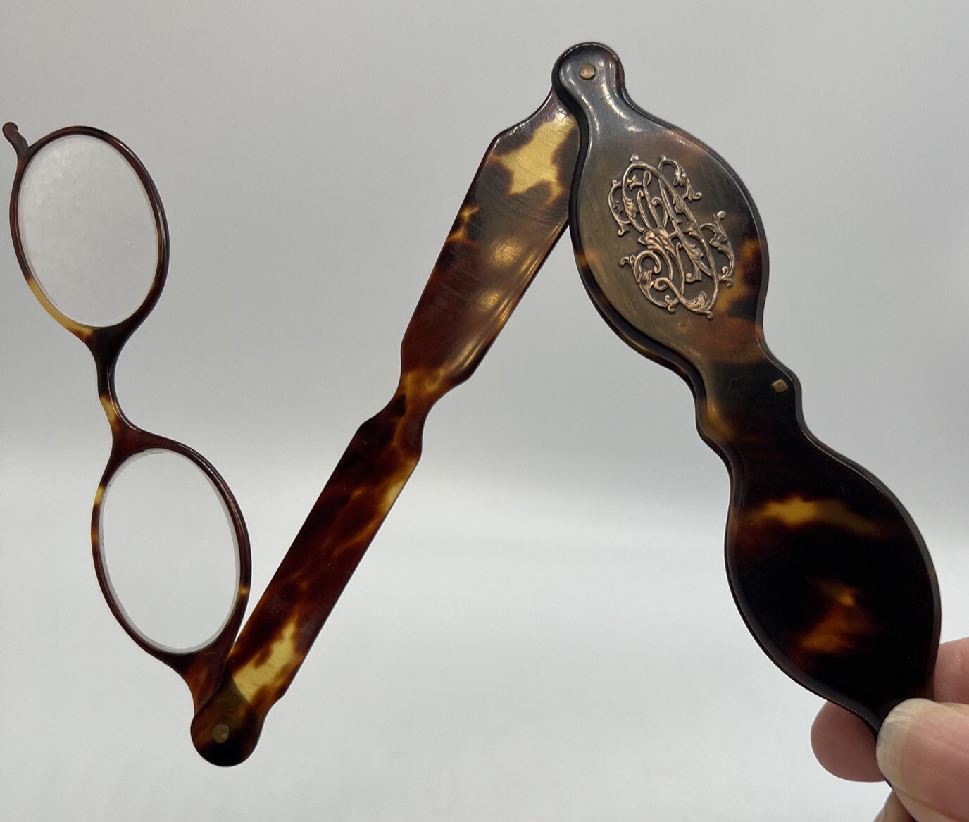 ANTIQUE FAUX TORTOISE VICTORIAN 1890’s OPERA GLASSES MAGNIFY