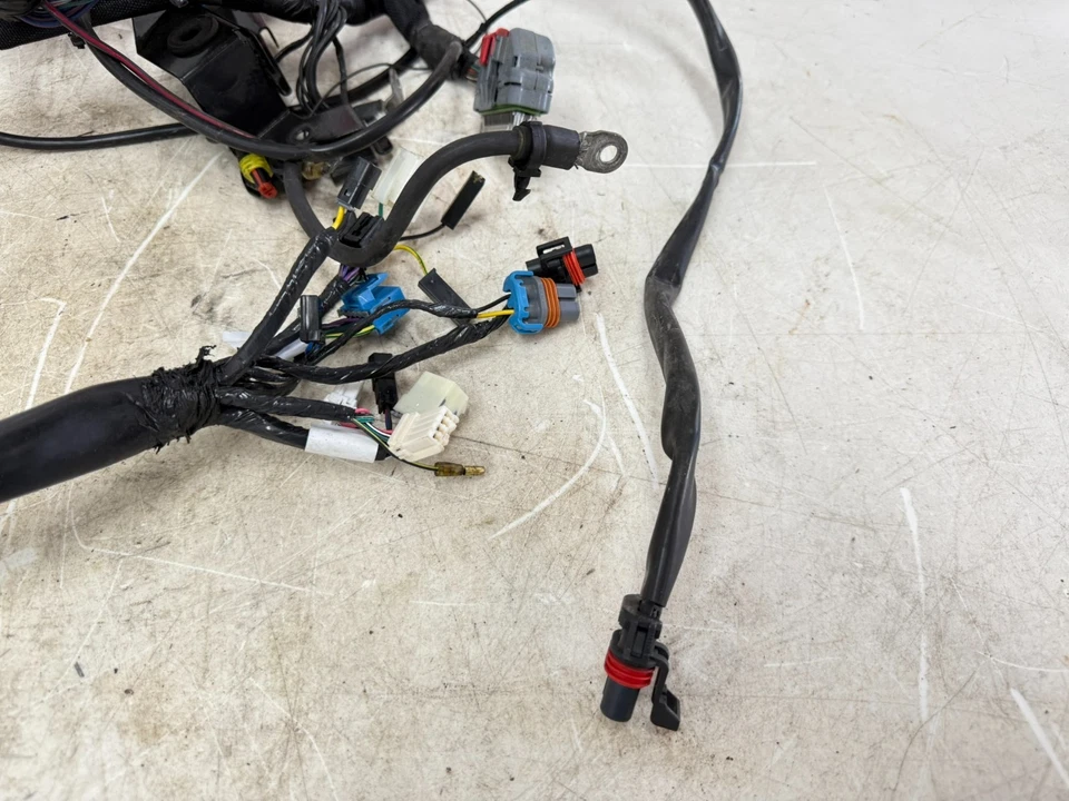 2007 Victory Kingpin OEM Main Wire Wiring Harness Loom 2410598-1 UNCUT 5k Miles - Image 3 of 4