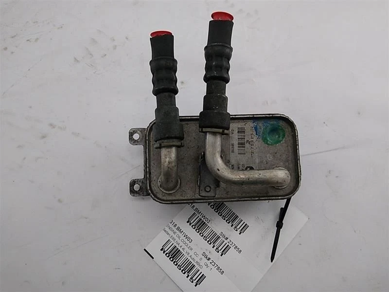 BMW 745i E65 Engine Oil Cooler 4.4L 2003 2004 2005 - Image 3 of 4