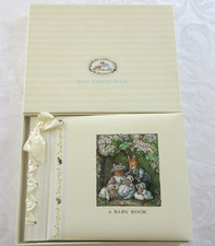 NEW BRAMBLY HEDGE BABY MEMORY BOOK. UNISEX 