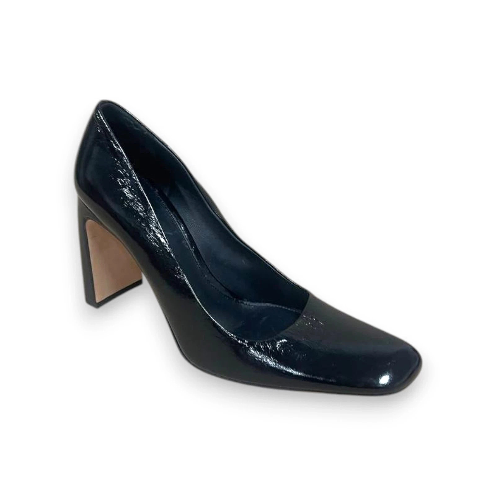 - Hugo Boss Rose Pump110 11 EU 41 26390₽