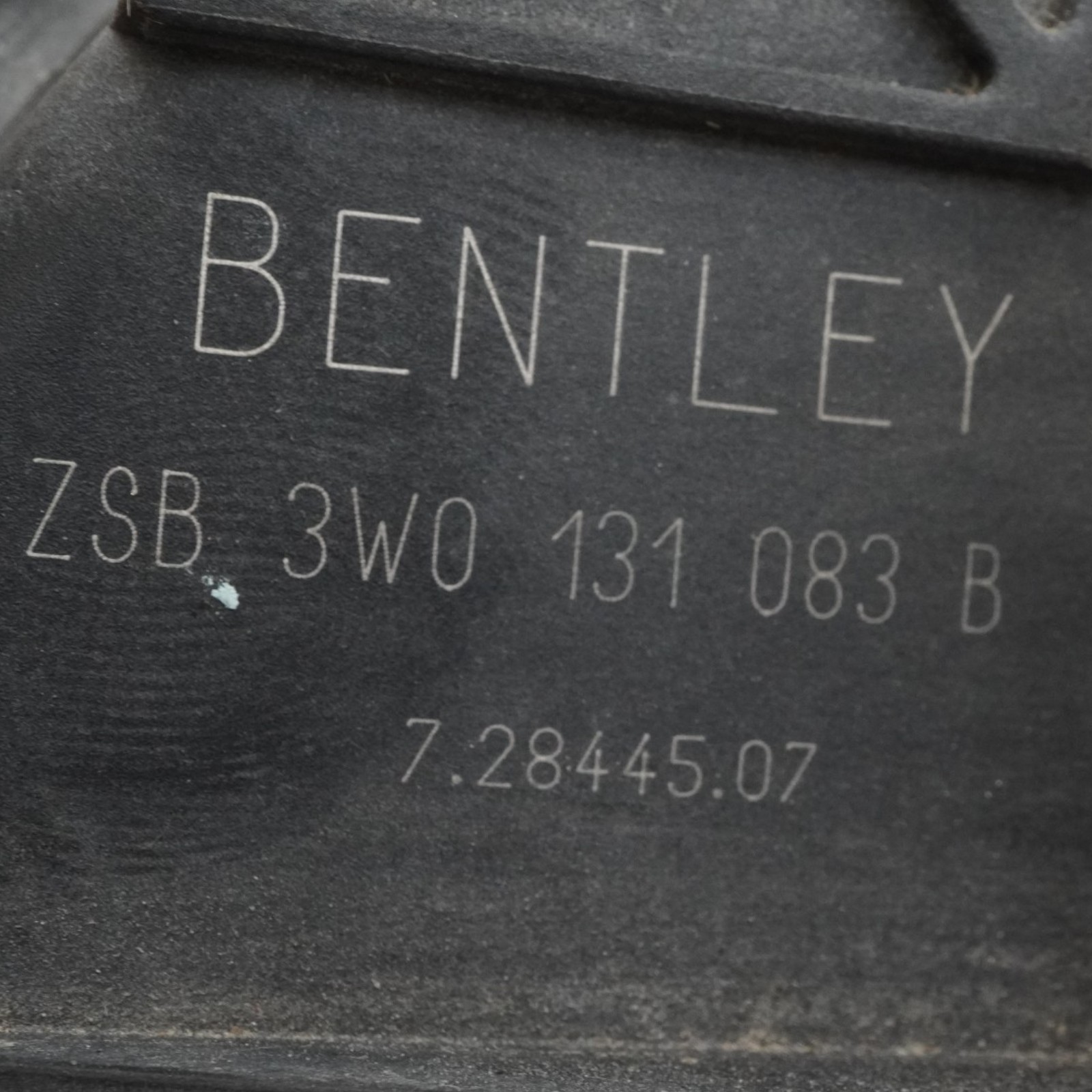 03-12 Bentley Continental GT 6.0L Air Smog Secondary Injection Pump 3W0131083B