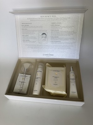 LANCOME Paris RESURFACE PEEL KIT Skin Renewing & Rejuvenating System Set