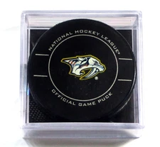 Nashville Predators Logo NHL Official Game Puck New in Cube Sealed