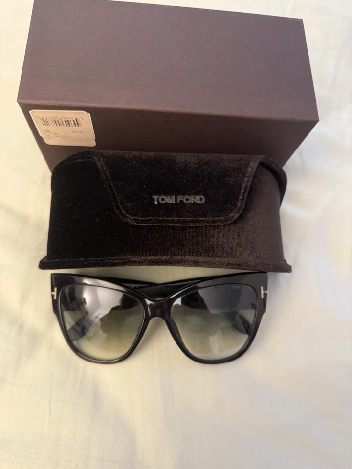 Tom Ford Sunglasses - Image 2 of 4