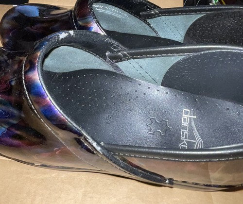 Dansko Women's Clogs Patent Leather Multi Ripple Euro 40 US 9.5 / 10 Italy - Picture 8 of 17