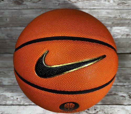 "Juego de baloncesto Nike Elite Championship Battle 4 Atlantis NCAA talla 7 29,5""" - Imagen 4 de 4