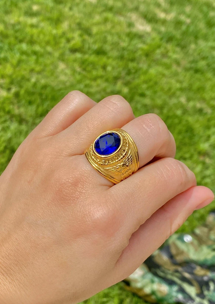 Blue Sapphire Statement Ring in 18k Solid White Gold with Diamonds For Sale  at 1stDibs