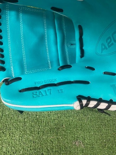 Guante de béisbol Wilson 2025 Spring A2000 Series 12 pulgadas modelo lanzador nuevo - Imagen 4 de 4