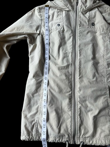 Columbia Size M, Women’s Full Zip, Hooded Basic Jacket, Khaki Color - Picture 6 of 7