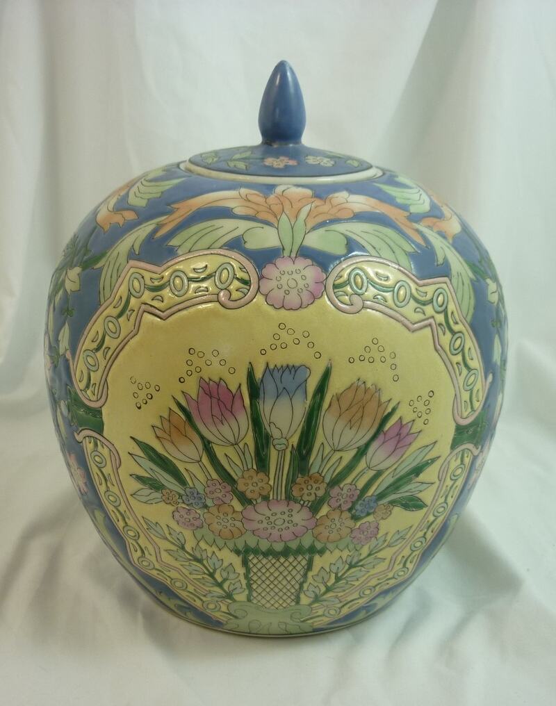 Chinese WBI Ginger Jar Flora Chinoiserie 10