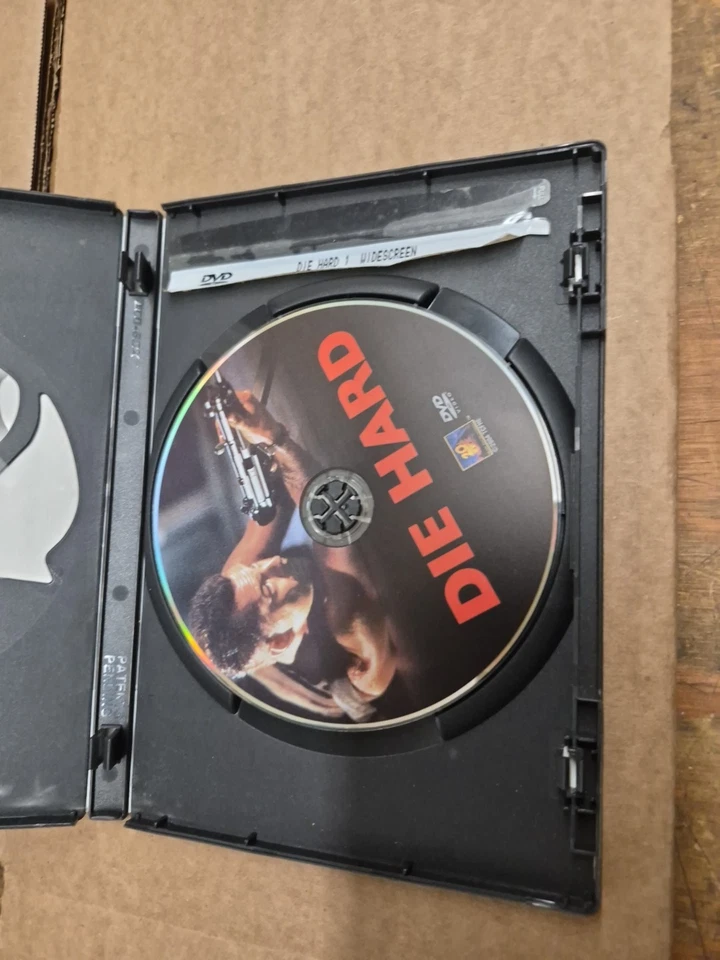 Die Hard (DVD, 2004) 1279 - image 2 of 4