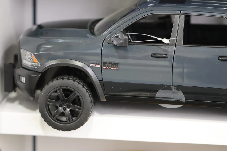 Bruder - Ram 2500 Power Pick Up - Image 4 of 4