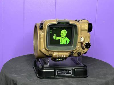 Fallout 4: Pip-Boy Edition (PC: Windows, 2015) (Used - Steelbook, NO GAME)