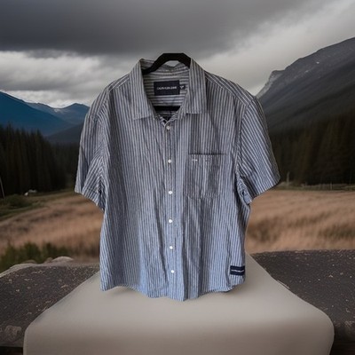 Calvin Klein Jeans Men's 2XL Blue/White Striped Chambray Button-Up Shirt Pockets