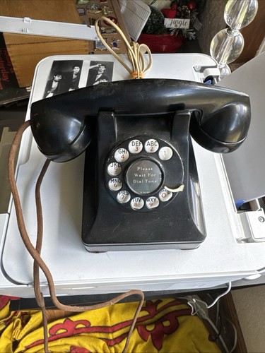Vintage 1940s WESTERN ELECTRIC F1W Rotary Phone Black Bakelite Bell Telephone