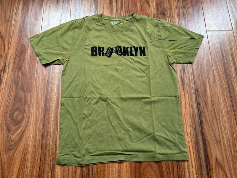 Vintage Men's Large Brooklyn Industries Military Green Short Sleeve T-shirt