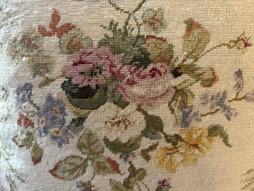 VTG Gorgeous Aubusson Style Handmade Needlepoint Pillow Velvet Feather Inset 16" - Picture 9 of 13