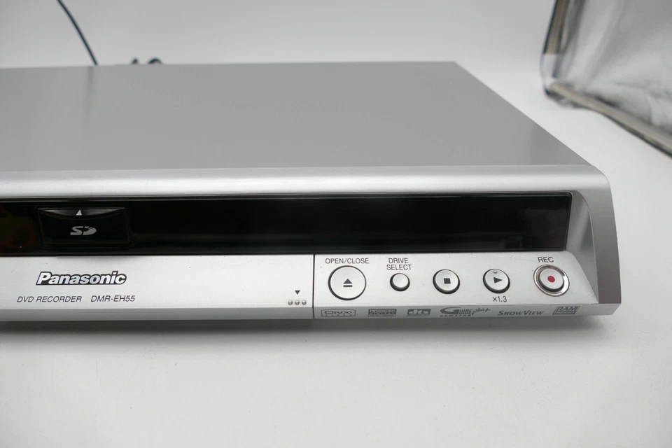 Panasonic DMR-EH55 Silber DVD Recorder 160 GB Festplatte - OHNE FB getestet - Bild 4 von 4