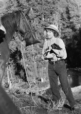 John Bishop As Robbie Cartman On Grizzly Adams 1977 OLD TV PHOTO