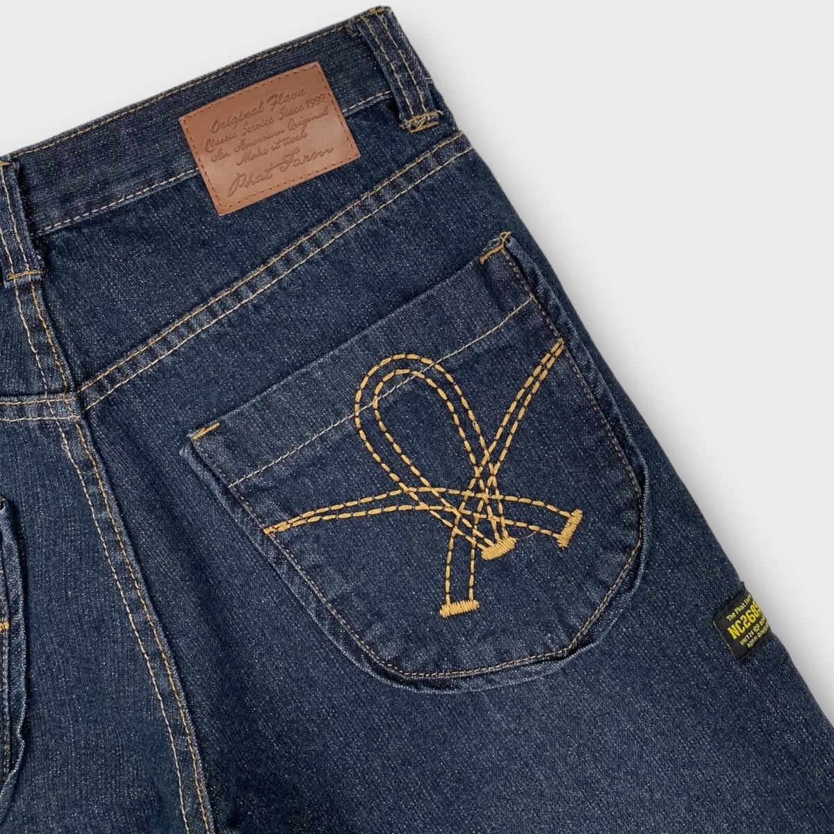 VINTAGE Phat Farm Jeans Mens 32x32 Blue Straight Leg Denim