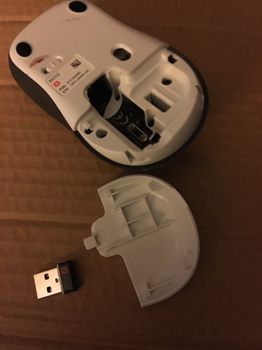 Logitech logi M310 Wireless Optical Ambidextrous Mouse Black Come w/ a receiver - 第 3/3 張圖片