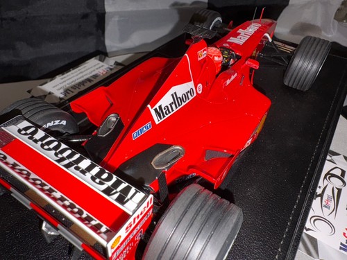 1:18 GP Replikate GPR 167CWD Michael Schumacher Ferrari F2000 #3 1. Suzuka 2000 - Photo 21 sur 23