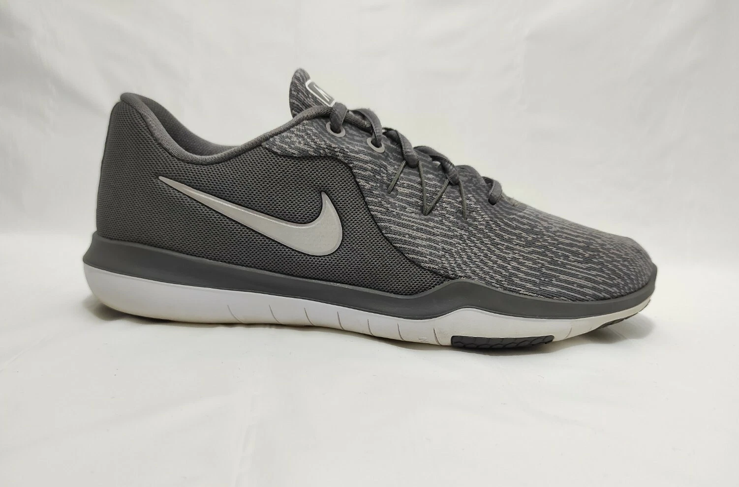 Nike Flex Supreme TR6 909014 019 Gris Blanc Training Running Chaussures Femme Taille 8