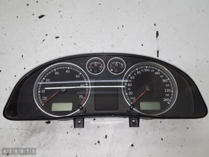 2002 VW PASSAT TACHO KOMBIINSTRUMENT BENZIN LHD 2000PETROL 110080136
