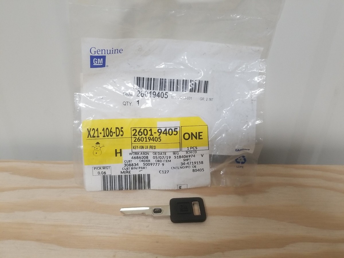 NOS GM 26019405 Key, Ignition Lock (GM Logo) 1990-96 Corvette 1992