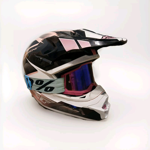 FLY RACING KINETIC OFFROAD HELMET MOTOCROSS HELMET WITH GOGGLES. - Picture 1 of 4