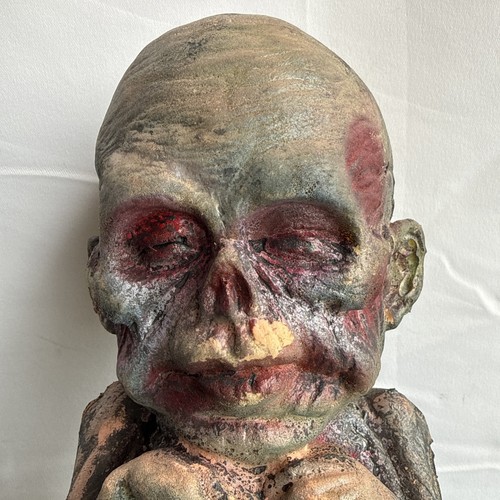 Rotted zombie Corpse baby Nearly Life-Size, Halloween prop, movie prop foam - Picture 16 of 18