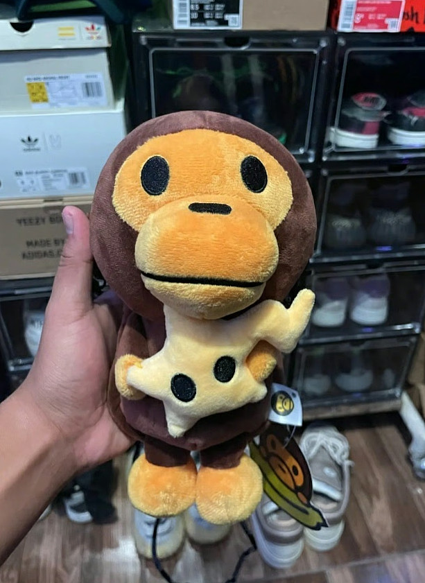 NWT BAPE Baby Milo Star Shoulder Bag Mobile Crossbody A Bathing Ape Milo Bag