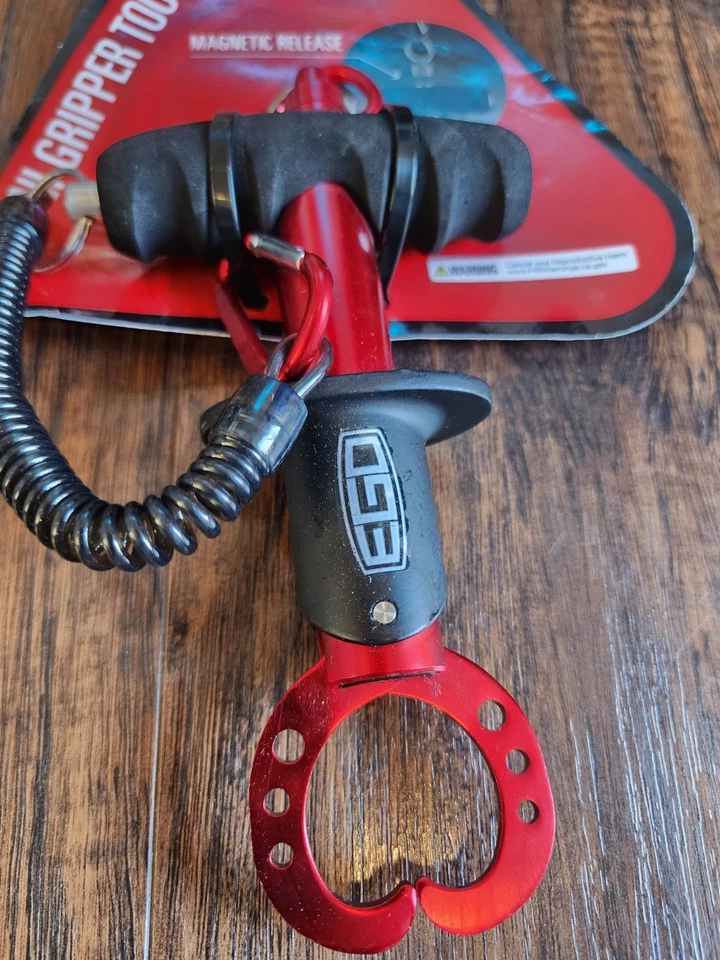 EGO Mini Herramienta de Agarre con Liberación Magnética, Herramienta de Pesca Agarre Labial de Peces Nuevo - Imagen 2 de 4