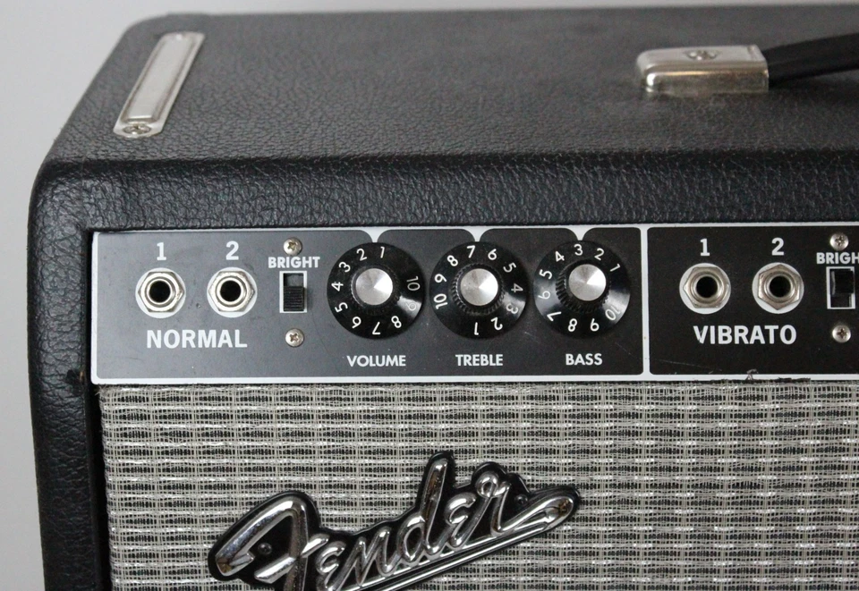 Fender 1965 Reissue '65 Super Reverb 4x10" 45W Tube Guitar Combo Amp ~MINTY~ - Image 2 of 4