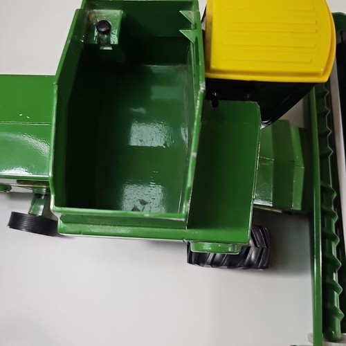 Combinador turbo vintage Ertl John Deere 1/16 de metal fundido a presión con cabezal de grano - Imagen 9 de 11