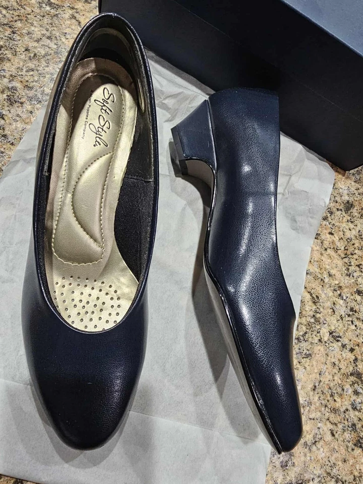 NUEVO EN CAJA CACHORROS HUSH ESTILO SUAVE Azul Marino Elegancia En Caja 8M MUJER TRABAJO INFORMAL Foto 3 de 4