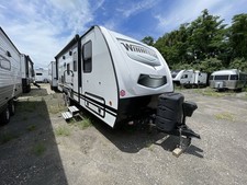 2021 Winnebago Micro Minnie 2306BHS