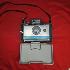 Vintage Polaroid Camera Instant 210 Automatic Land Camera w/Case Flash