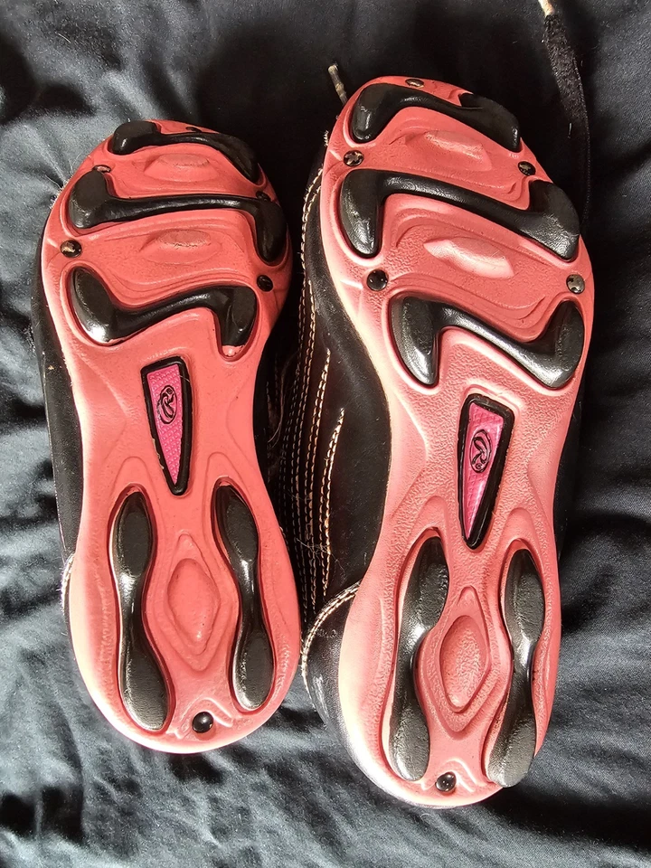 Botines de fútbol Rawlings juveniles talla 1 Onda rosa niños usados Foto 3 de 4