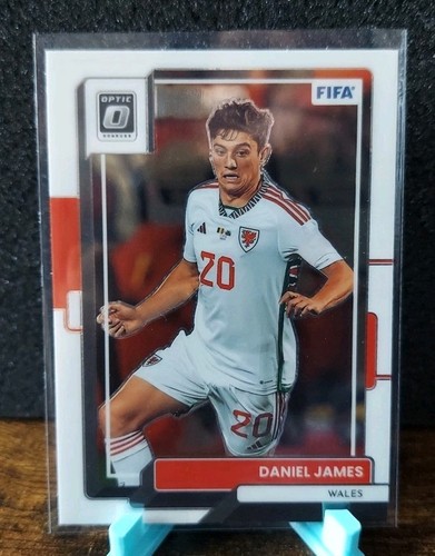 2022 Panini Donruss Daniel James #132 card