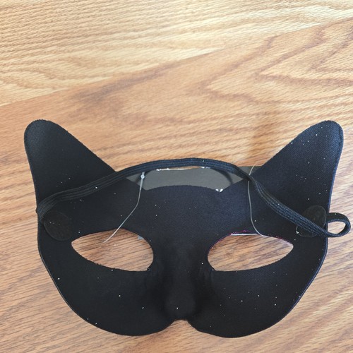 Masquerade Mask Mardi Gras Costume - Cat/Black/Pink/Silver Halloween Mask NEW - Picture 2 of 2