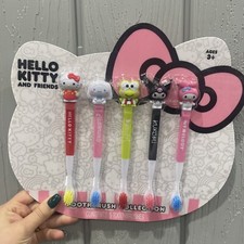 Brand New HELLO KITTY AND FRIENDS TOOTHBRUSH COLLECTION SET
