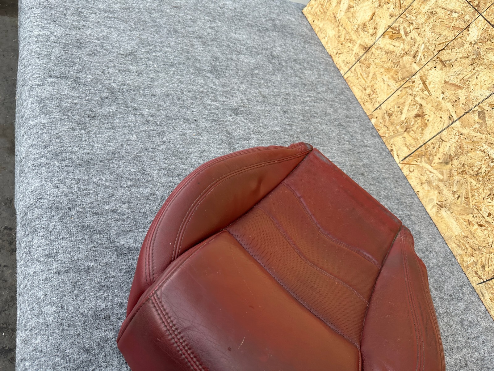 LEFT FRONT SEAT BOTTOM LEATHER CUSHION OEM 08-19 MASERATI GRANTURISMO M145