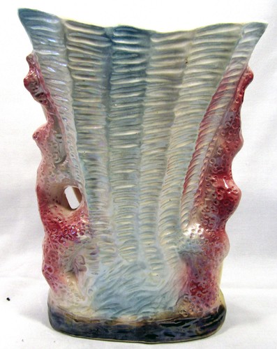 Japan 50s Mid-Century 3D Vase Coral Reef Fish Lustreware 22.5 cm / 8.85" Tall - Picture 5 of 12